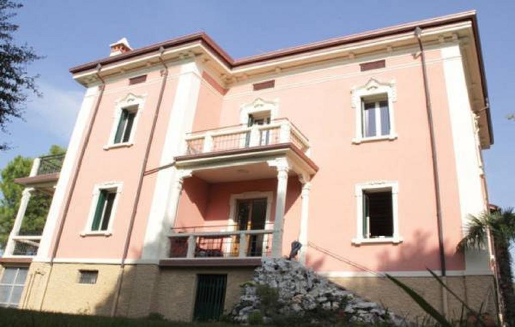 B&B La Familia Lazise Zewnętrze zdjęcie